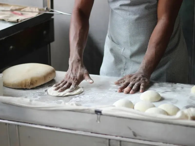 bakery-making-bread