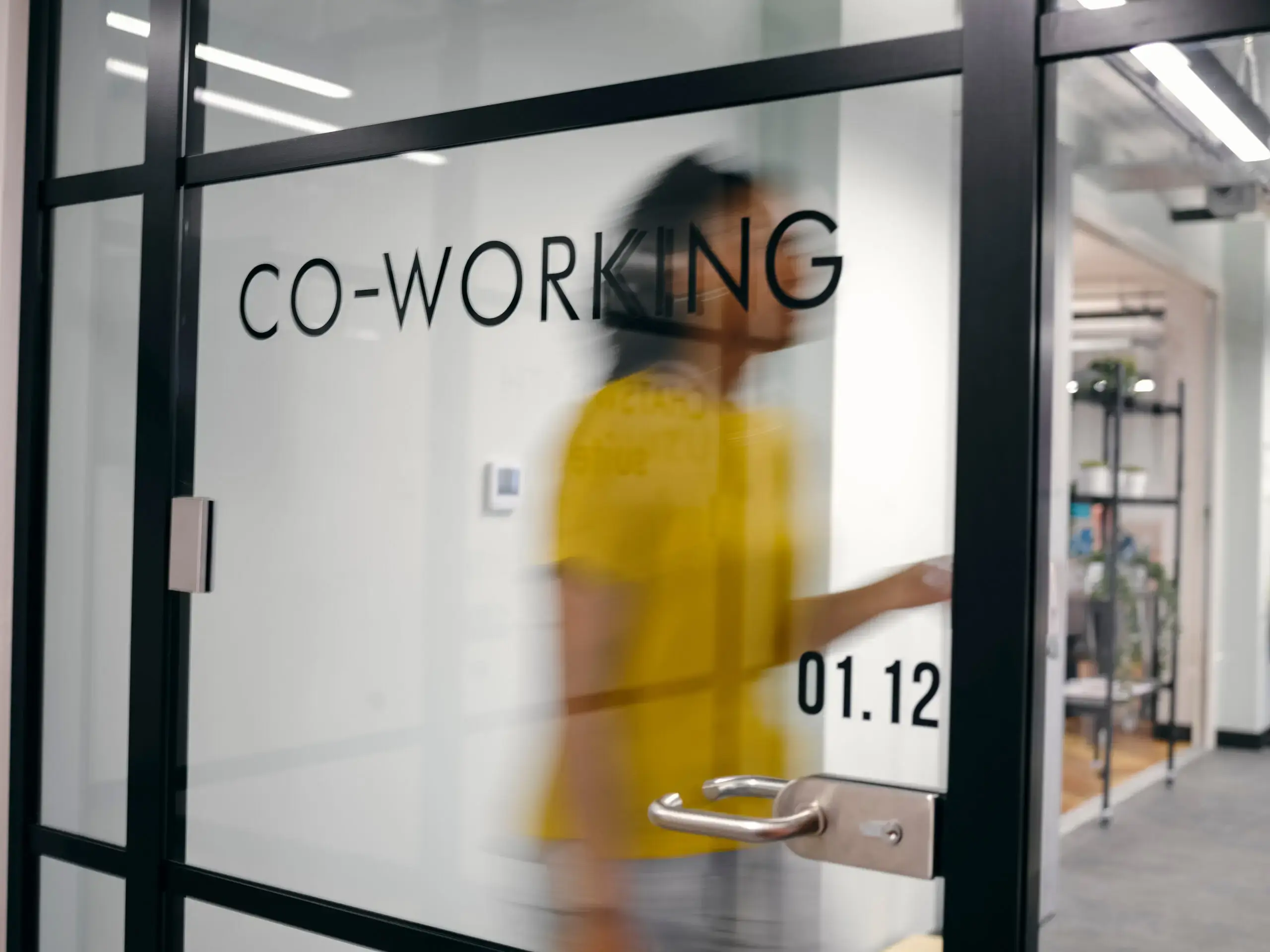 Niche Coworking: Tailoring Spaces for Specific Industries